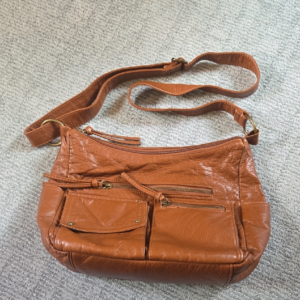Stylish Tan Leather Shoulder Bag